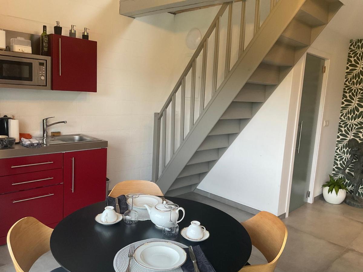 Lovely 1-Bedroom Appartement Le Joyau With Indoor Pool And Sauna Lasne Buitenkant foto