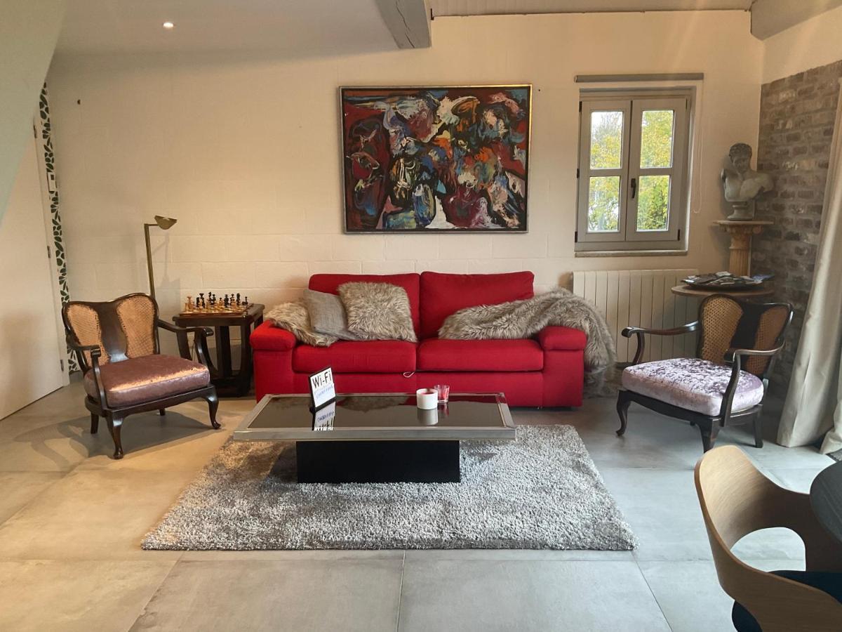 Lovely 1-Bedroom Appartement Le Joyau With Indoor Pool And Sauna Lasne Buitenkant foto