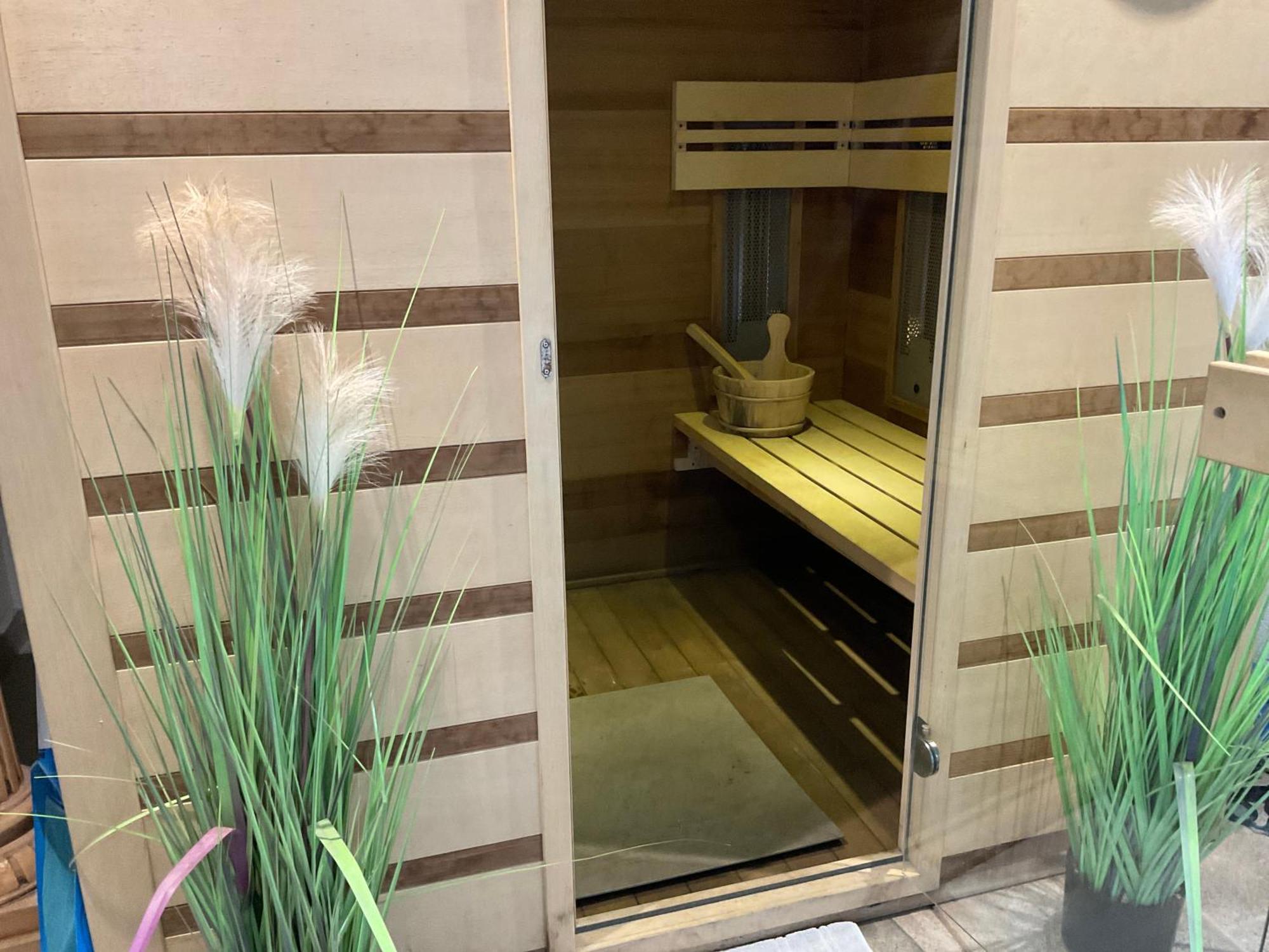 Lovely 1-Bedroom Appartement Le Joyau With Indoor Pool And Sauna Lasne Buitenkant foto